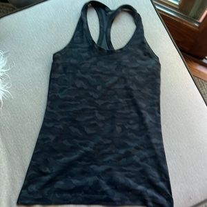 Lululemon black camo tank top